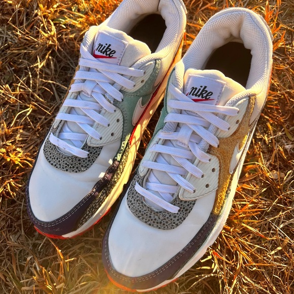 Nike Multicolor Animal Print Sneakers - Picture 5 of 15